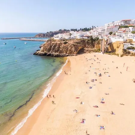 Talia 阿尔布费拉